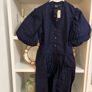 New GAP navy puff sleeve dress